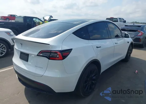2020 Tesla Model Y Long Range Dual Motor All-Wheel Drive z USA, uszkodzony, nr VIN 5YJYGDEE2LF036790